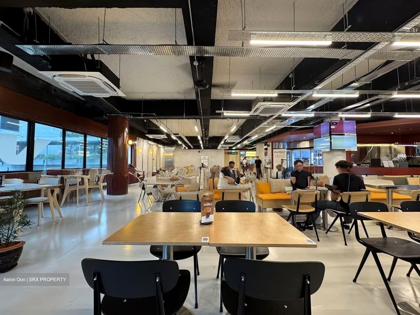Ayer Rajah Amenity Centre (D5), Retail #573915841